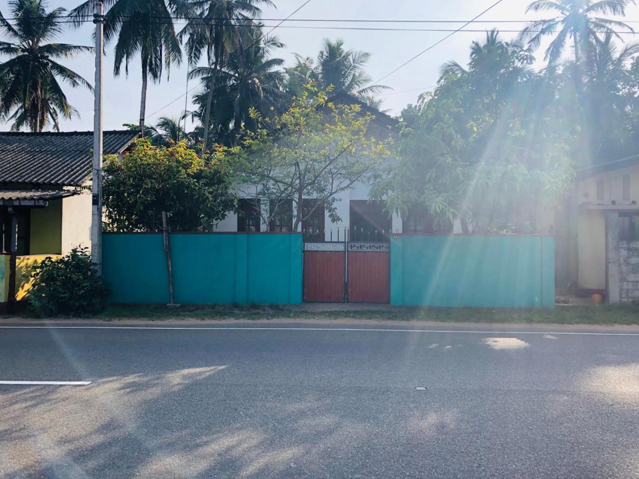 Hikkaduwa Backyard Beach Homestay كالي المظهر الخارجي الصورة
